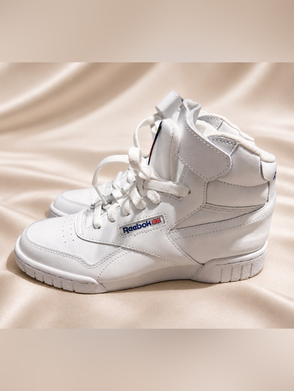 Reebok' Classic White High-Top Sneakers 5.5